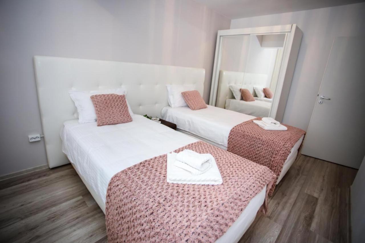 Metropolitan Iassium Apartments Jassy Zewnętrze zdjęcie